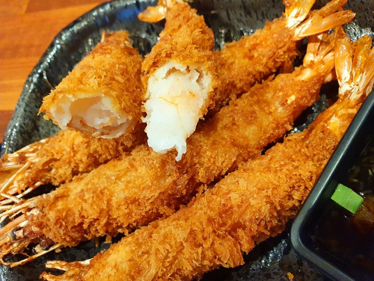 새우 튀김은 주꾸미 볶음의 매운맛을 완화해준다. / 출처: 신포리쭈꾸미볶음 네이버지도 업체 등록