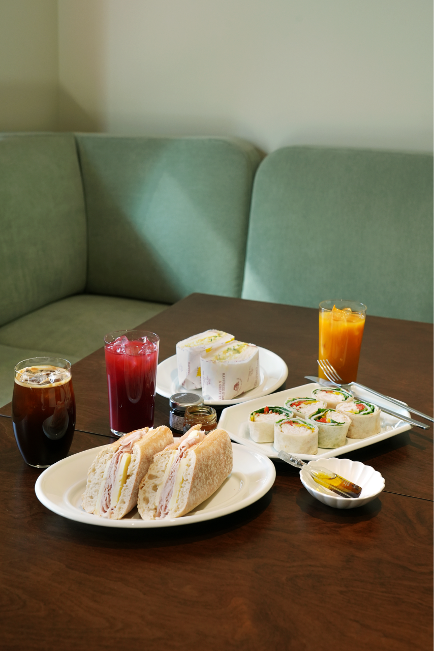 매장 안에서 샌드위치, 델리랩, 무첨가 과일주스 등을 맛볼 수 있다. / 출처: 메종드구르메 네이버지도 업체 등록