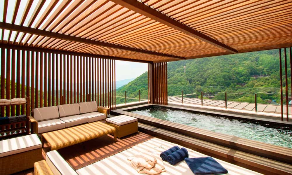 숲속 온천 리조트인 포레스트 리솜 / 이미지 출처: 레스트 리솜 공식 사이트