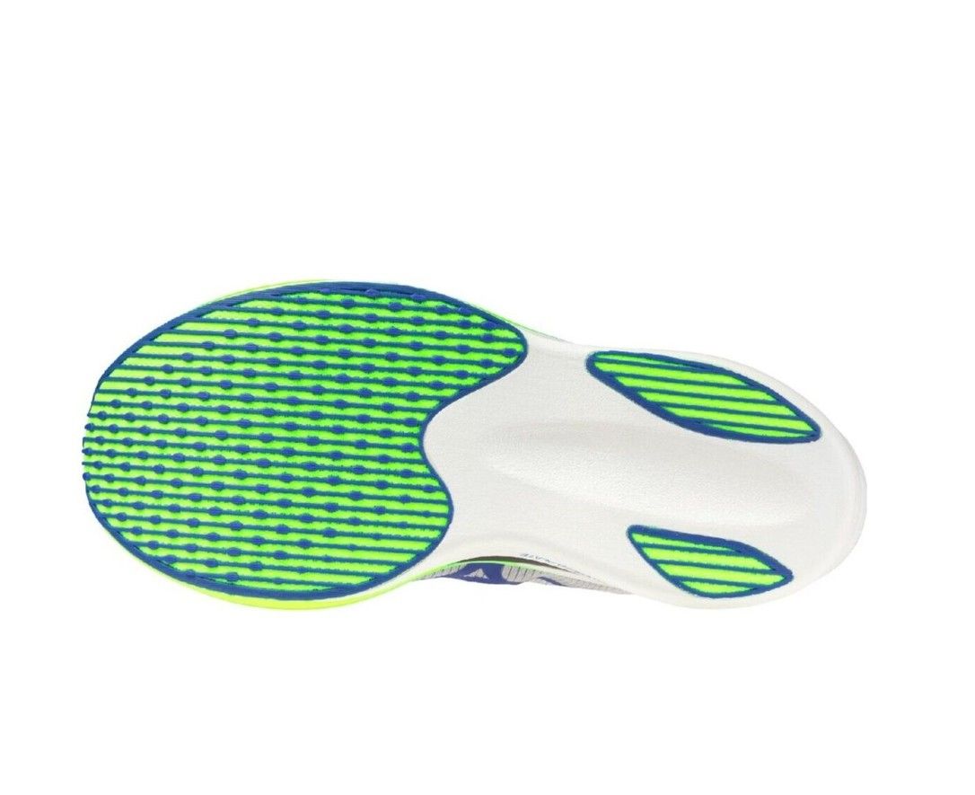 혁신적인 실루엣과 안정적인 지지력이 돋보이는 미즈노 하이퍼워프 엘리트 / 이미지 출처: mizuno.com