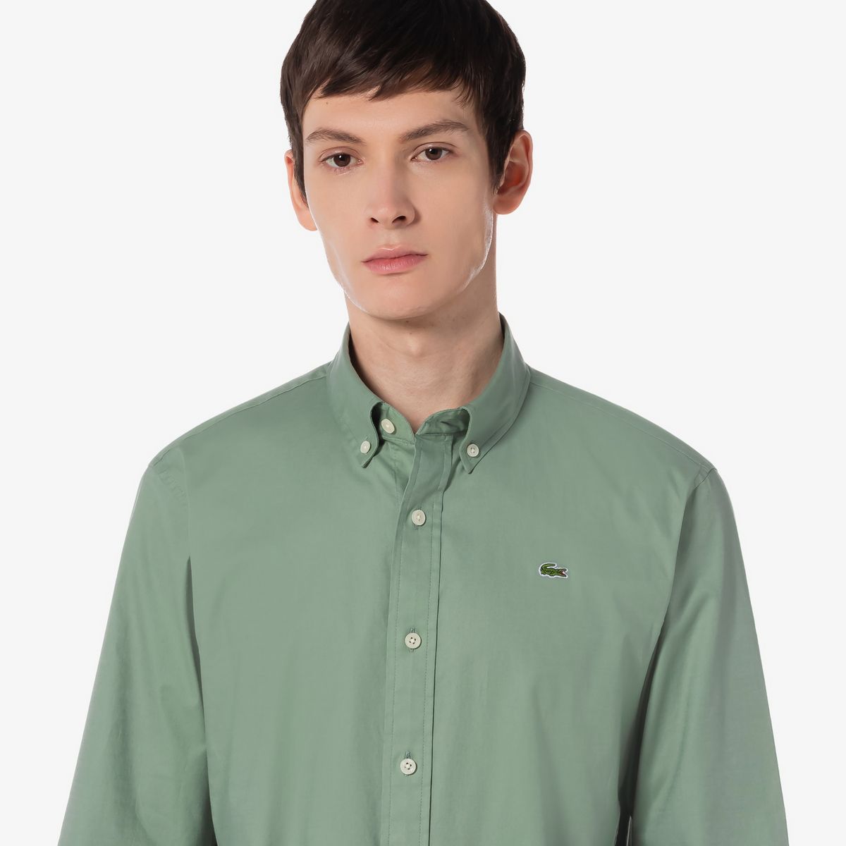 라코스테 고유의 악어 로고 포인트 / 이미지 출처: 라코스테