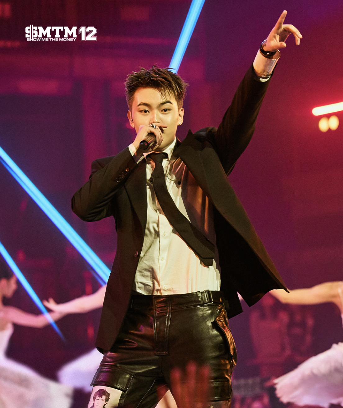 권오선 무대 착장 / 이미지 출처: 인스타그램@mnet_hiphop