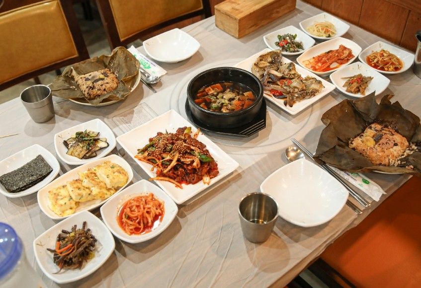 한상 푸짐하게 즐기기 좋다. / 출처: 만나정 오크밸리 본점 네이버지도 업체 제공