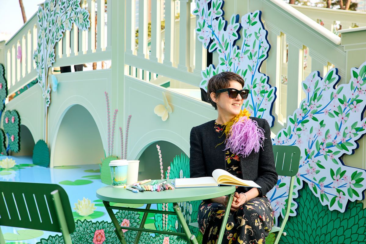  반클리프 아펠과 2018년부터 메종의 크리에이티브 파트너로 활동해 온 프랑스 아티스트 '샬롯 가스토' 