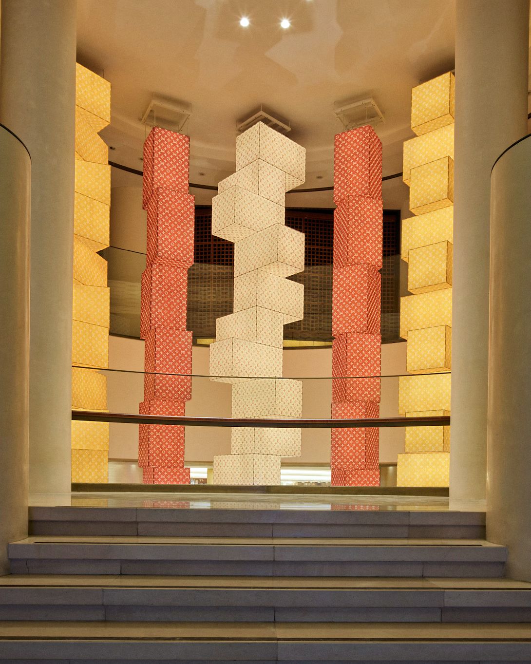 루이비통 비저너리 저니 전시 전경 / 이미지 출처 : 인스타그램 @louisvuitton