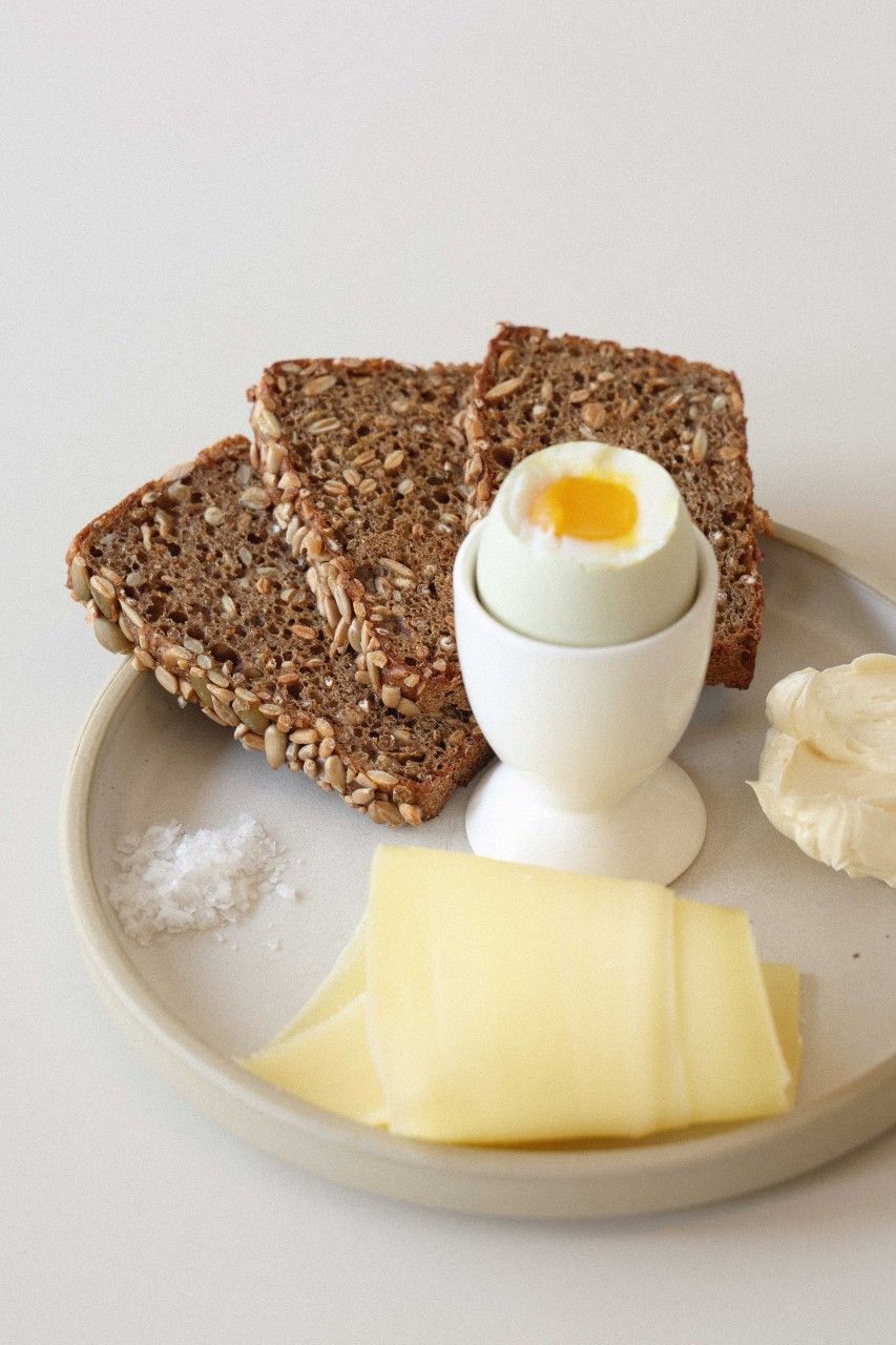 ‘대니시 라이브레드 플레이트’는 단출하지만 속을 든든하게 채워준다. / 출처: 밋보어 서울 네이버지도 업체 등록