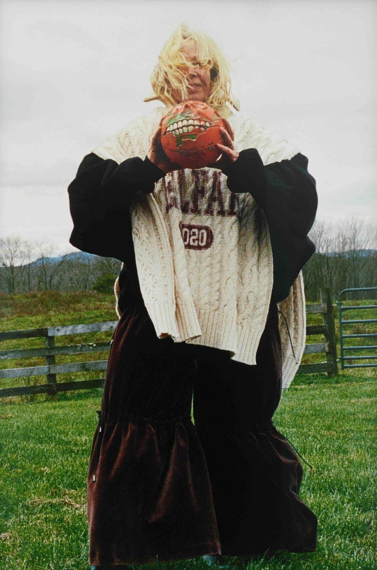 2022년 탈리아 셰트리의 사진집 '조크' 내에 실린 사진 / 이미지 출처: 탈리아 셰트리 아트워크. 