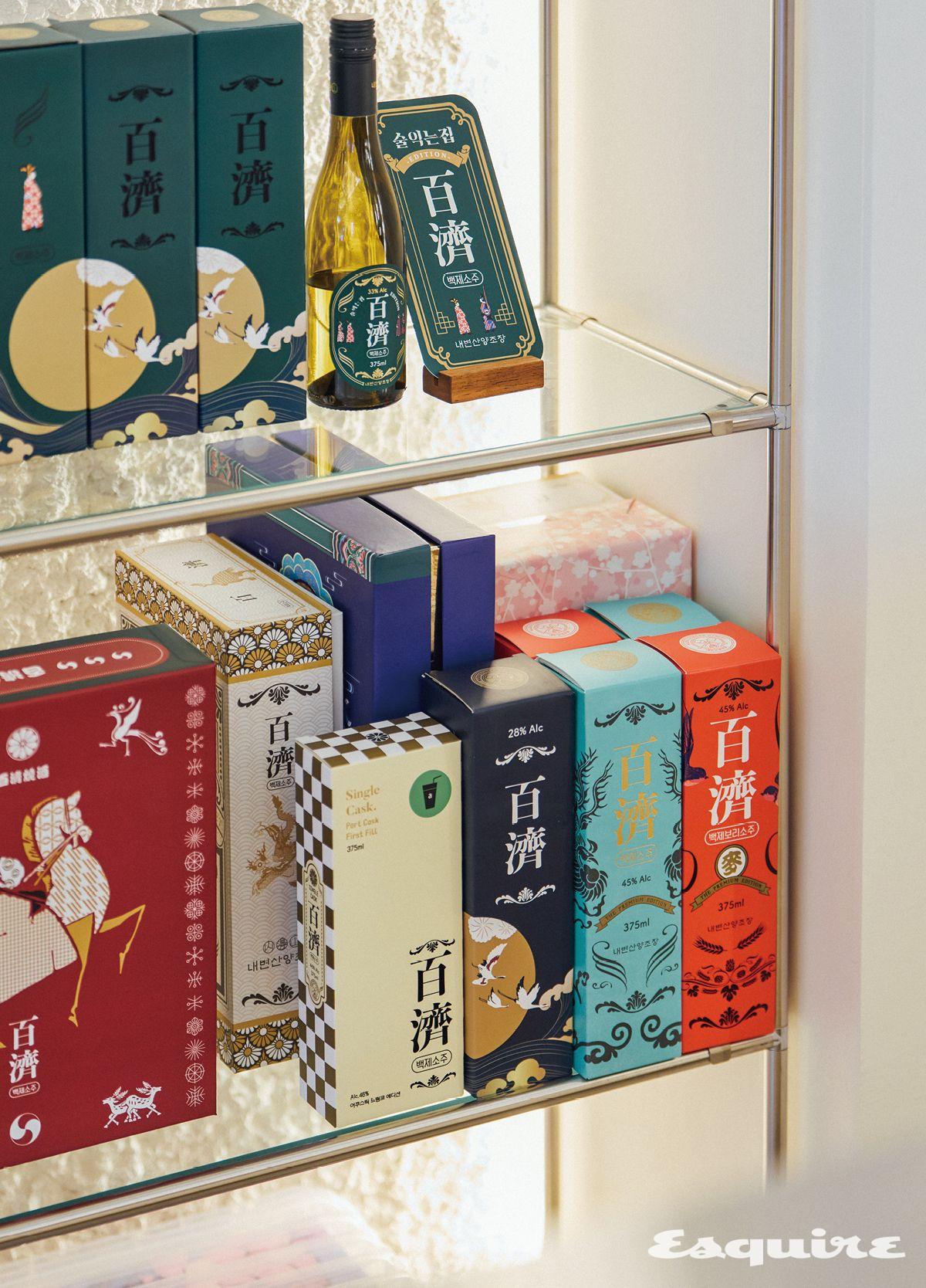 백제소주는 감각적인 브랜딩으로 아시아 디자인 프라이즈에서 지난해와 올해 2년 연속 수상했다.