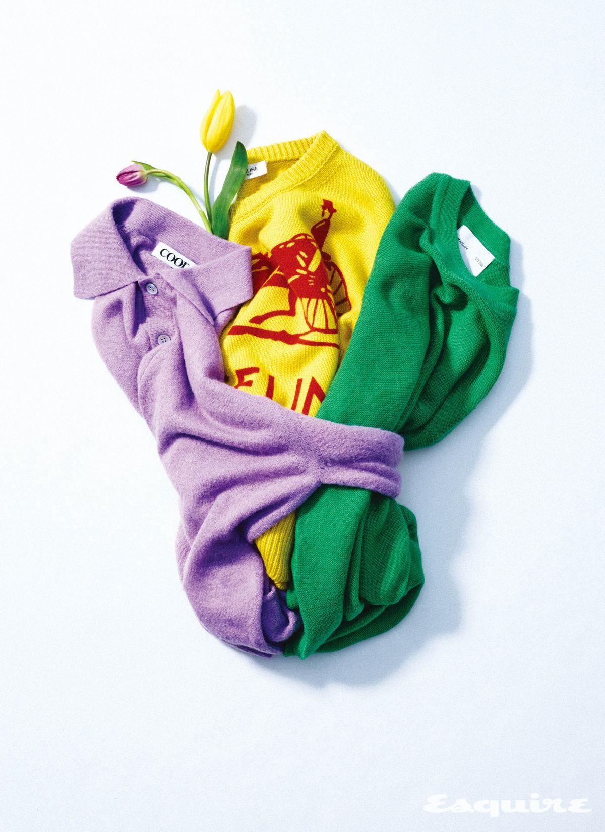 라이트 퍼플 헤어리 알파카 카디건 17만5000원 쿠어. 옐로 칼레슈 프린트 캐시미어 크루넥 스웨터 가격 미정 셀린느. 그린 크루넥 스웨터 11만9000원 H&M.