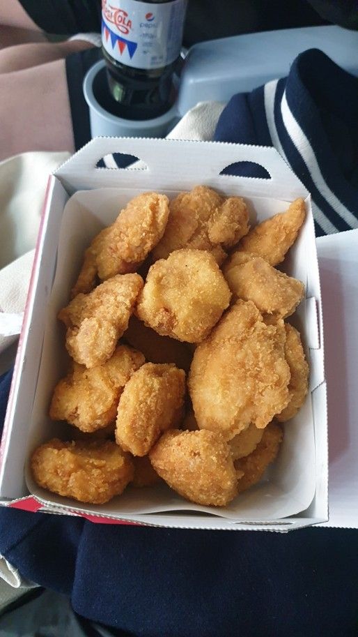 야구장에서 먹는 치킨 / 이미지 출처: 필자 블로그(https://blog.naver.com/ohboy2000)