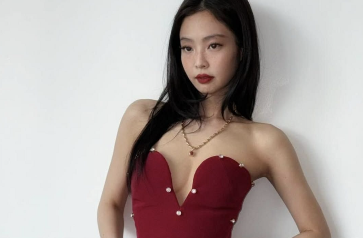 지난 '빌보드 위민 인 뮤직'에서 제니가 착용한 드레스 / 이미지 출처: 제니 인스타그램