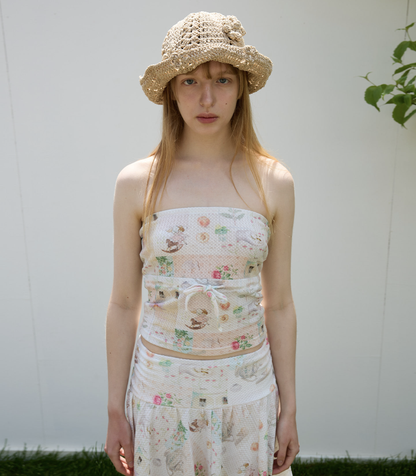 FUN FROM FUN DAYDREAM TUBE TOP / 이미지 출처: 펀프롬펀 공식 홈페이지