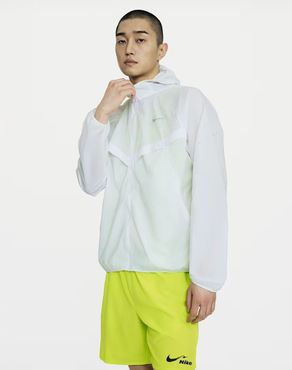 경량 구조와 통기성을 기반으로 운동 시 착용감을 고려한 설계 / 이미지 출처: 나이키