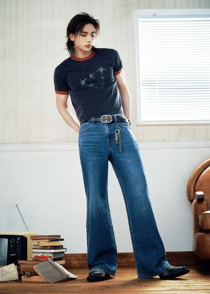 스트레이 키즈 현진과 함께 썸머 컬렉션을 출시한 게스 / 이미지 출처: 게스