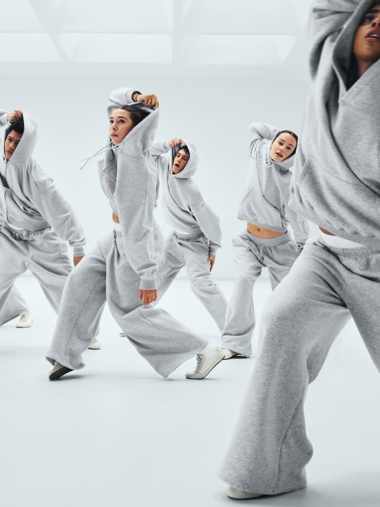 댄서 및 이들의 퍼포먼스 영상물을 활용한 콘텐츠가 주를 이루는 갭의 인스타그램. / 이미지 출처: 인스타그램 @gap 