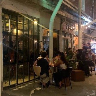 신흥시장 와인바 방방 / 이미지 출처: 방방 인스타그램 @vinvin_seoul