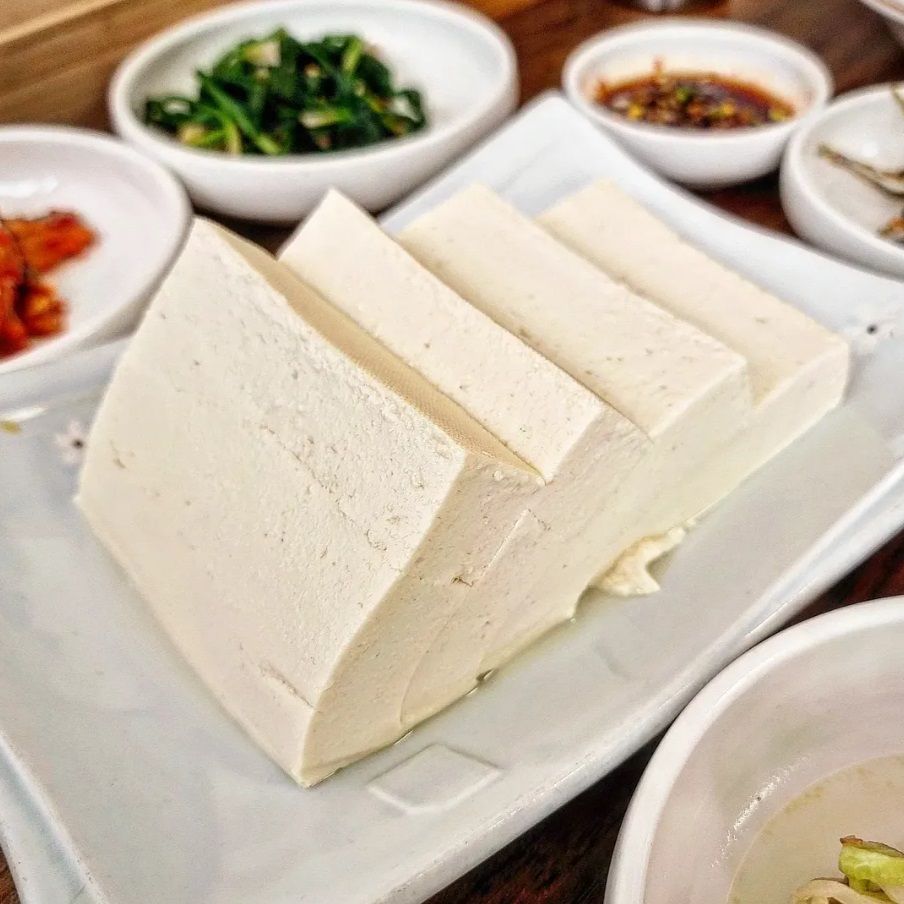 부드러운 두부의 모든 면을 맛볼 수 있는 황금콩밭 | 이미지 출처: 업체 제공