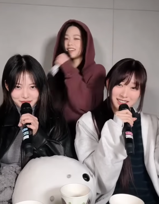 전설의 라이브 방송 / 이미지 출처: 리센느 라이브 방송