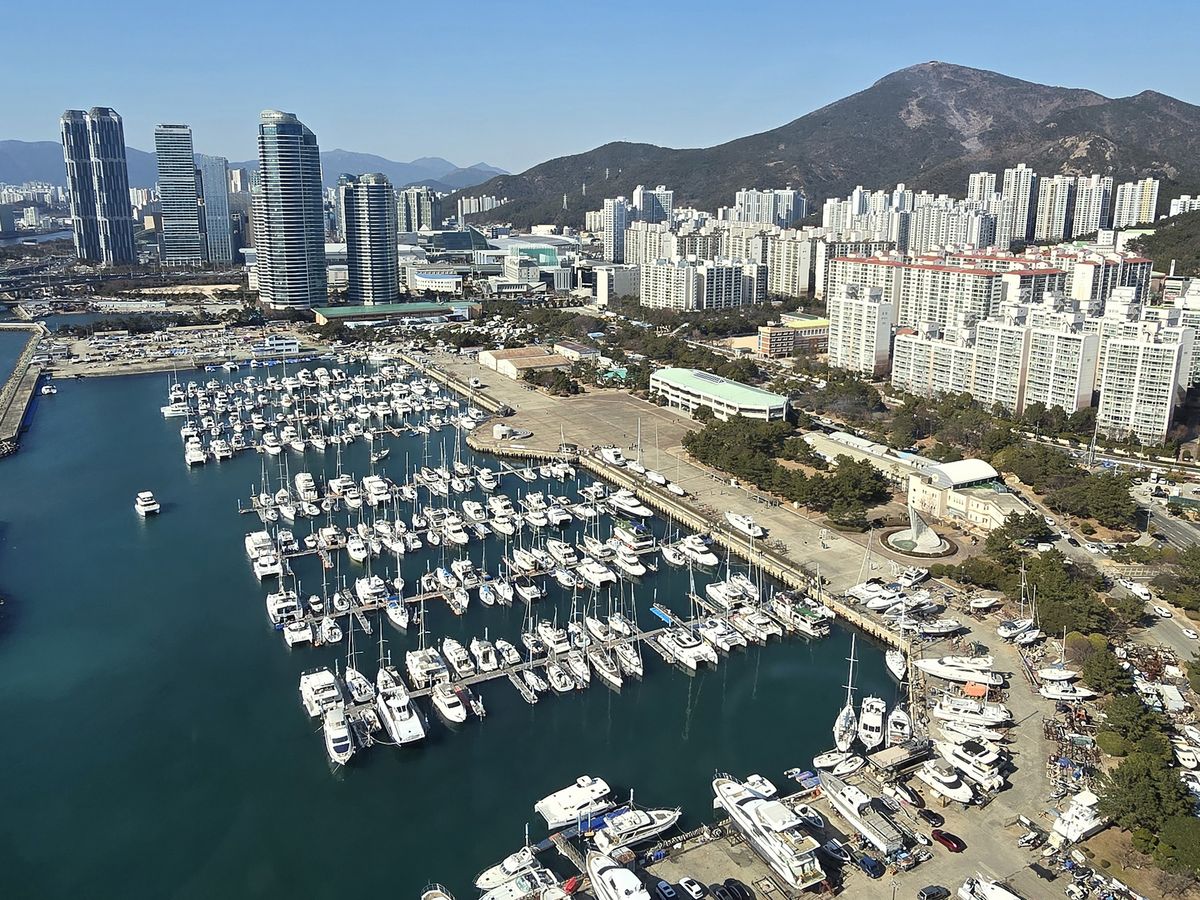 광안대교와 마리나를 함께 품은 부산의 대표 럭셔리 호텔 / 이미지 출처: 필자 촬영