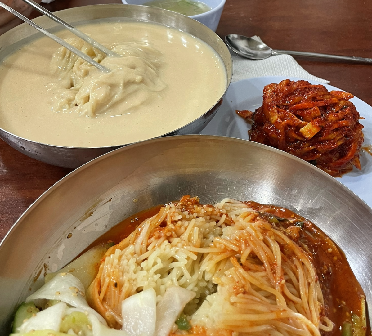 김재원이 추천한 여의도 '진주집'의 콩국수와 비빔국수/ 이미지 출처: 에스콰이어