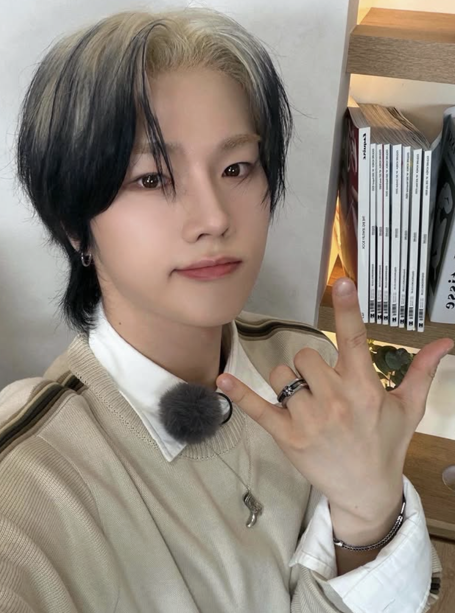 엑디즈 정수가 선택한 투톤 스타일링 머리 / 이미지 출처: 인스타그램 @xdinaryheroes_official