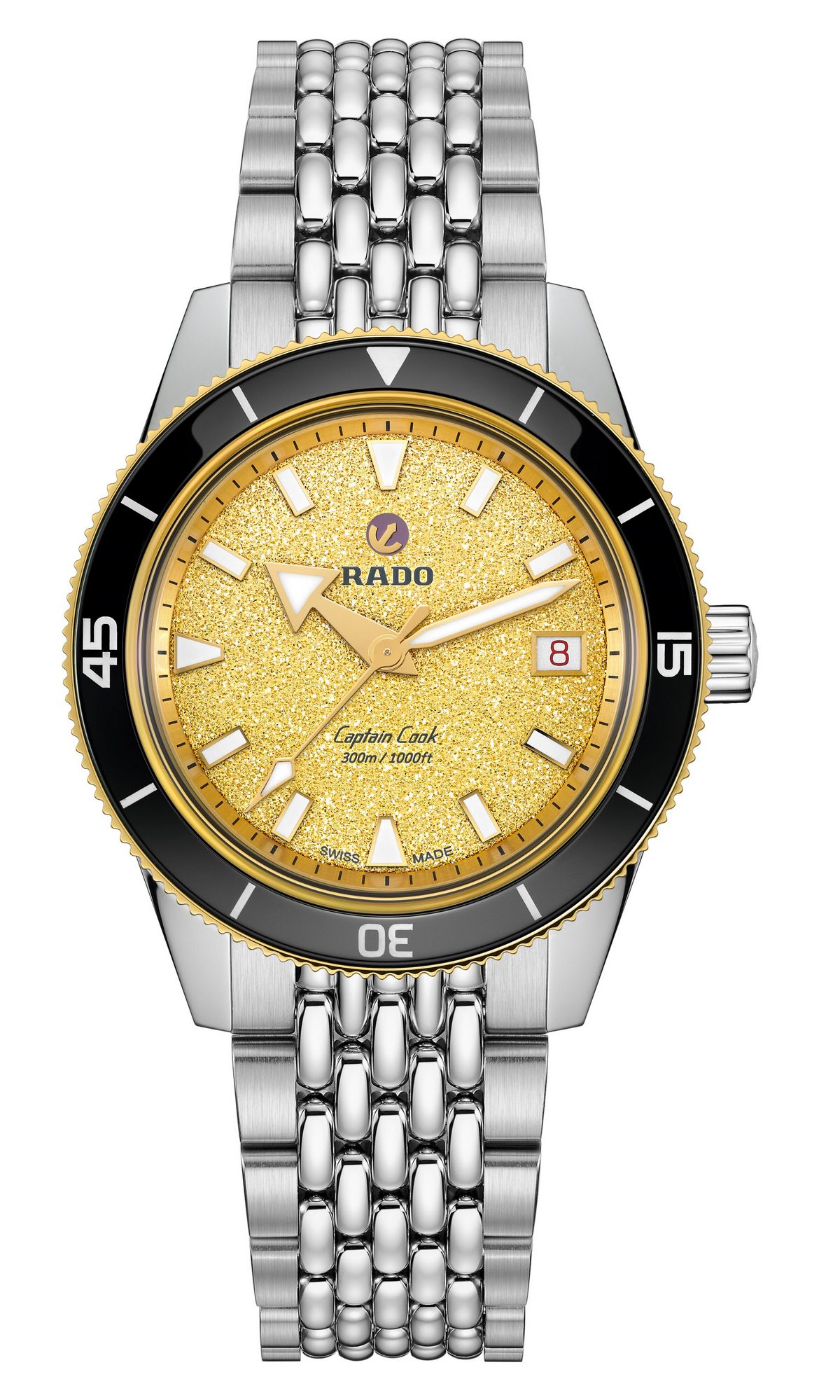 스틸 브레이슬릿과 블랙 러버 스트랩 구성 / 이미지 출처: 라도(RADO)