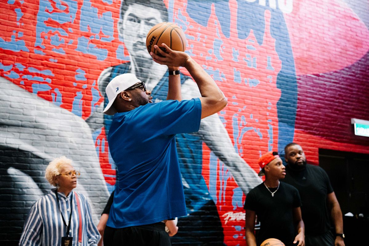 NBA 클리닉에서 직접 팬들과 함께한 트레이시 맥그레이디 / 이미지 출처: 런더너 마카오