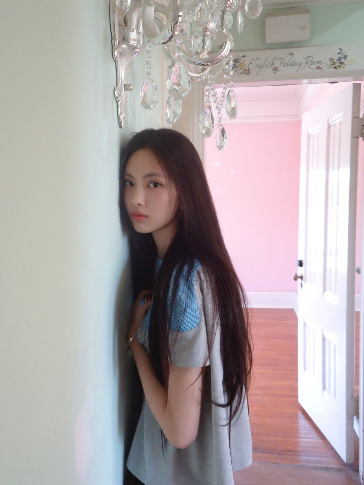 4번째 생일을 맞은 뉴진스 해인 / 이미지 출처: 인스타그램 @newjeans_official