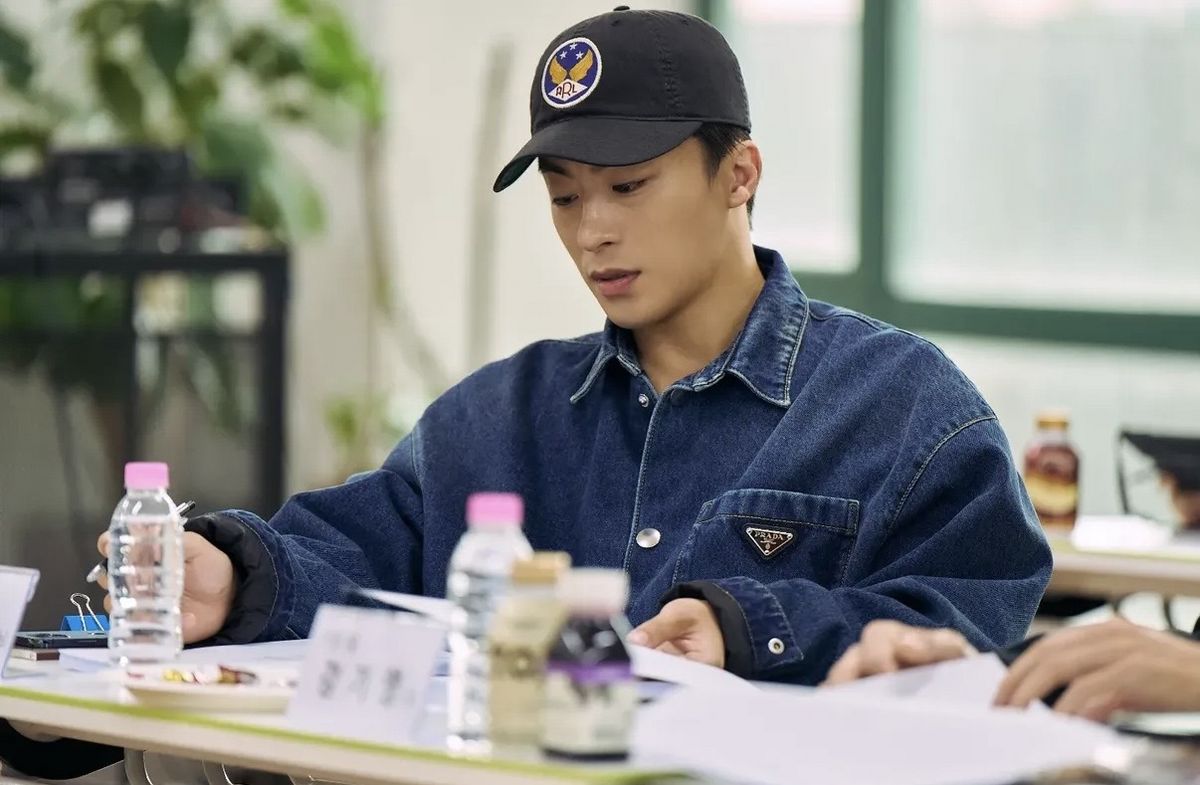 죽음을 반복하는 남자 '석환'을 맡은 구교환 / 이미지 출처: 롯데엔터테인먼트