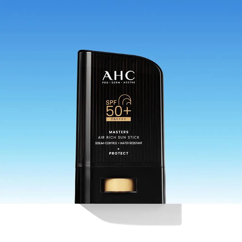 골프 여제 박세리 감독의 아웃도어 노하우를 접목한 선스틱 / 이미지 출처: AHC
