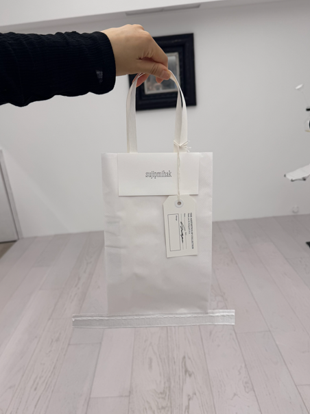 약수동의 세월과 현대적 안목이 조화롭게 어우러진 미래빌딩의 공간 / 이미지 출처: 본인 촬영