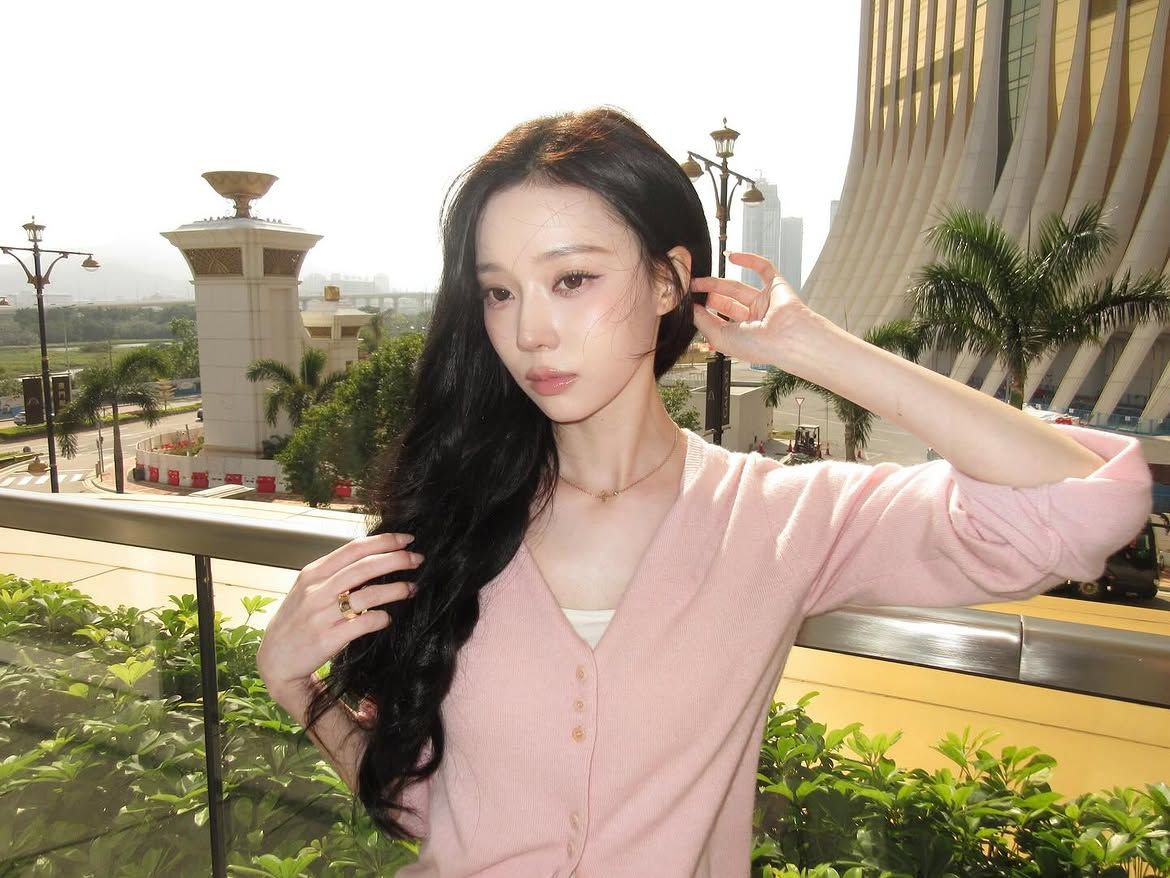 에스파 윈터가 선택한 캐논 IXY 650 / 이미지 출처: 윈터 공식 인스타그램