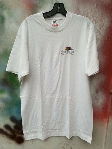 80-90년대에 생산된 fruit of the loom 로고의 빈티지 티셔츠 / 이미지 출처: ebay