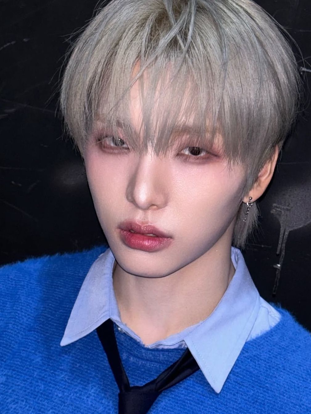 백스테이지에서 무대에 오르기 전 순간을 셀카로 남긴 원어스 서호. / 이미지 출처: 원어스 서호 인스타그램 
