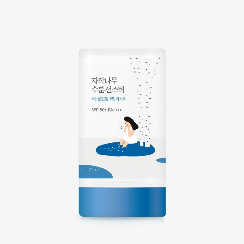 휴대와 사용이 편한 선스틱 제품 / 이미지 출처 : 라운드랩 홈페이지