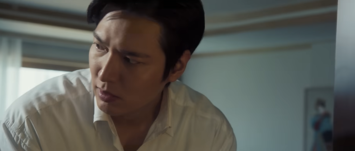 열정 넘치는 신입 기자 한영일 역을 맡은 영화 '암사자들'의 이민호. / 이미지 출처: 하이브미디어코프 유튜브