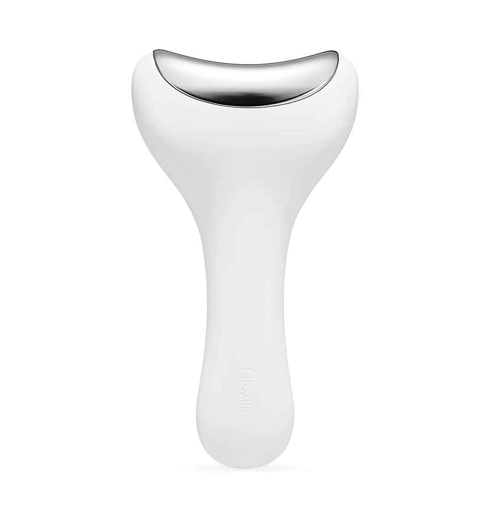 필리밀리 쿨링 냉매 마사저: 차갑게 보관한 냉매 부분을 눈가나 얼굴에 대고 굴리는 방식으로 전원 없이 사용 가능.