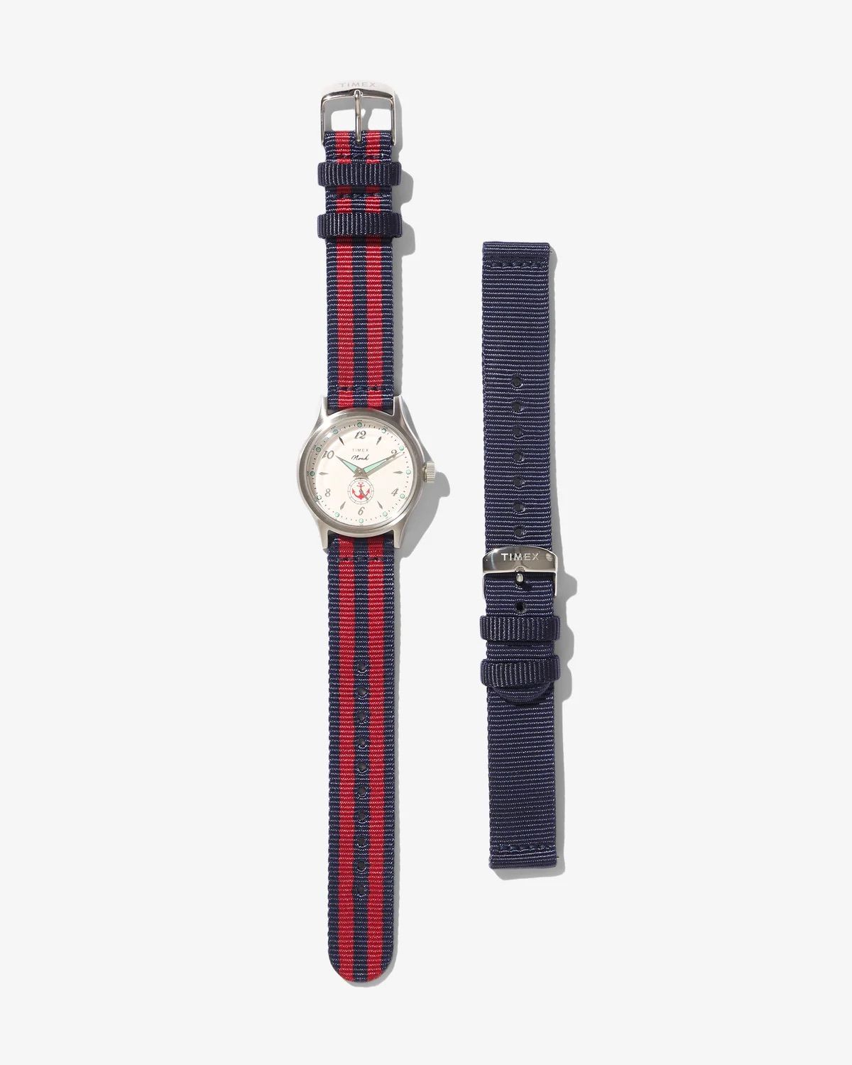 두 가지 패브릭 스트랩을 함께 제공하는 'Noah x Timex MK1 Anchor'. / 이미지 출처: 노아 공식 홈페이지
