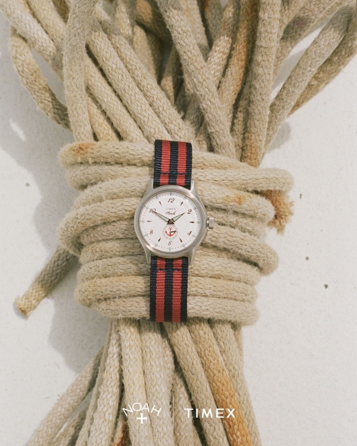 노아와 타이맥스가 함께 선보인 'Noah x Timex MK1 Anchor'. / 이미지 출처: 노아 인스타그램 (@noahny)