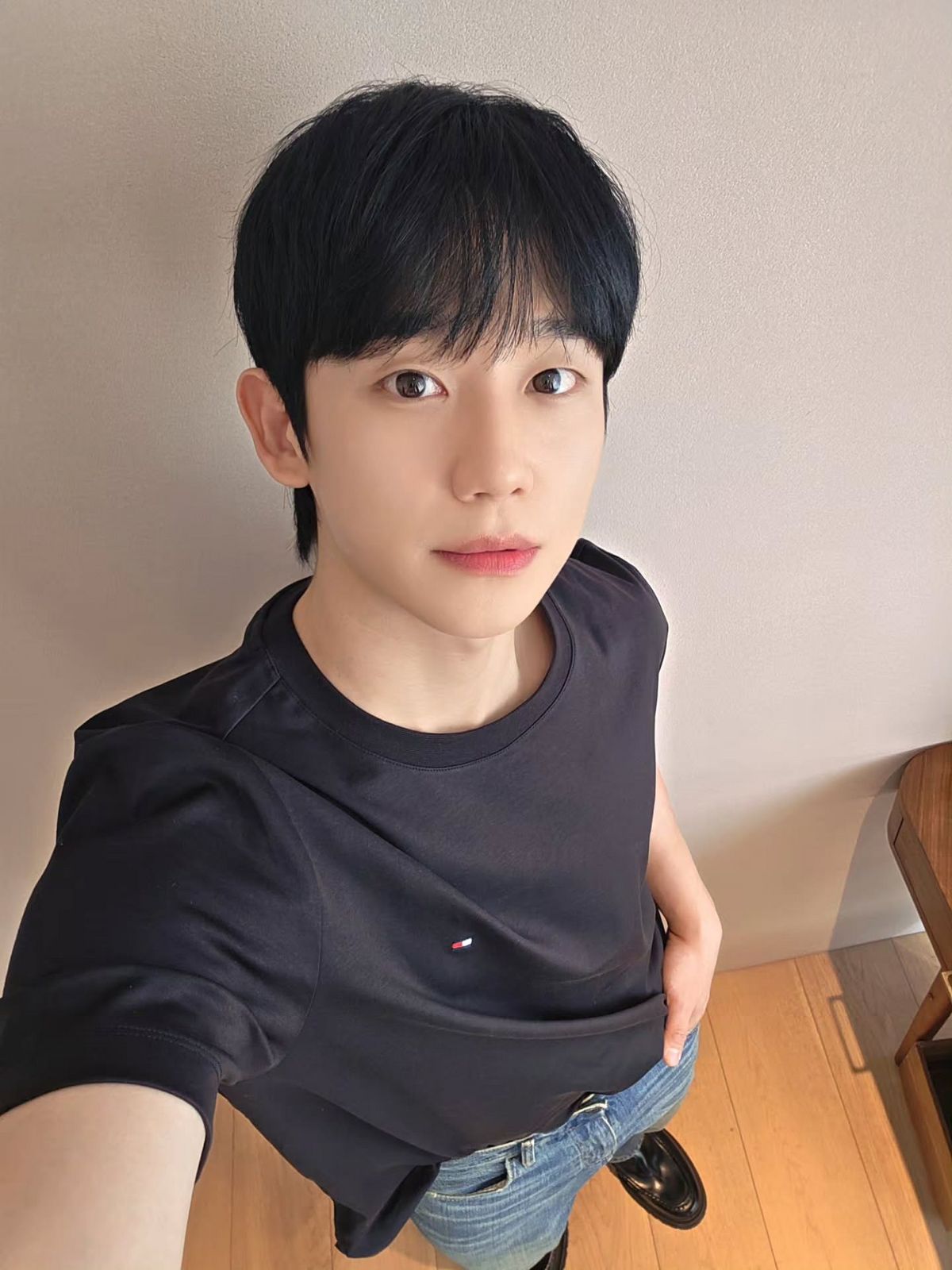 잔혹하고 아름다운 존재 '곤' 역할로 첫 애니메이션 더빙에 도전하는 배우 정해인 / 이미지 출처: @holyhaein
