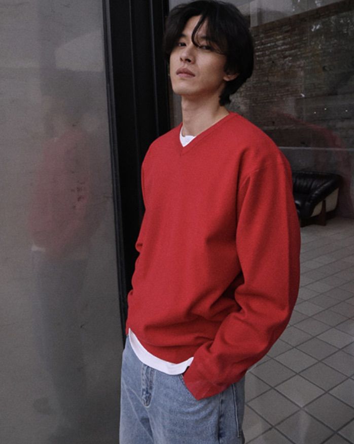 에센셜 무드 브이넥 니트_Red