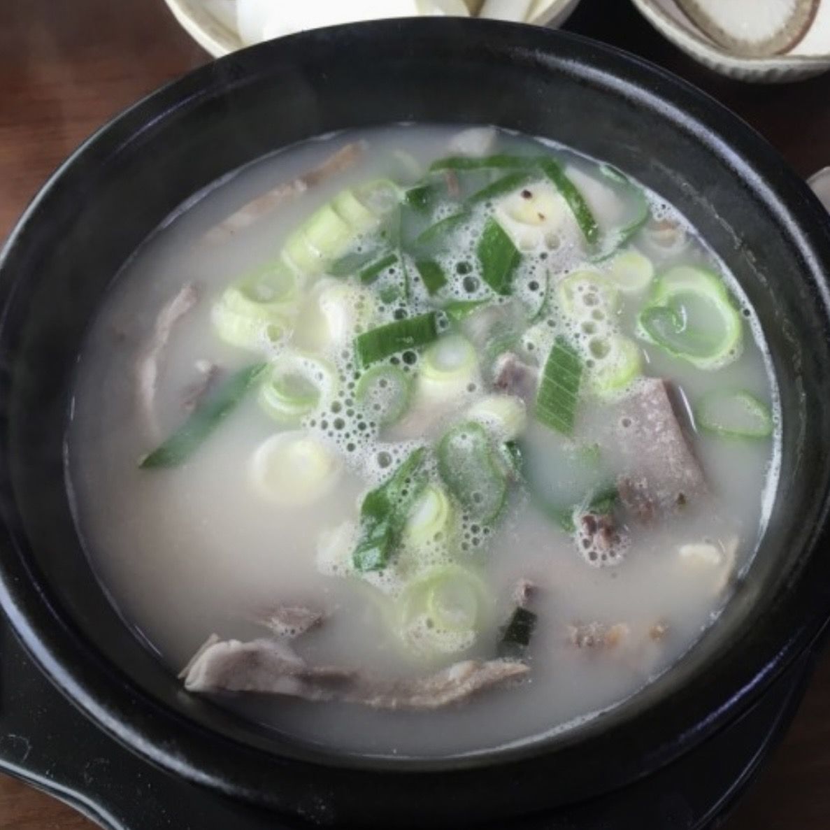 쫀득한 찹쌀순대와 푸짐한 머릿고기가 어우러진 순댓국. / 이미지 출처: 네이버지도 업체 등록