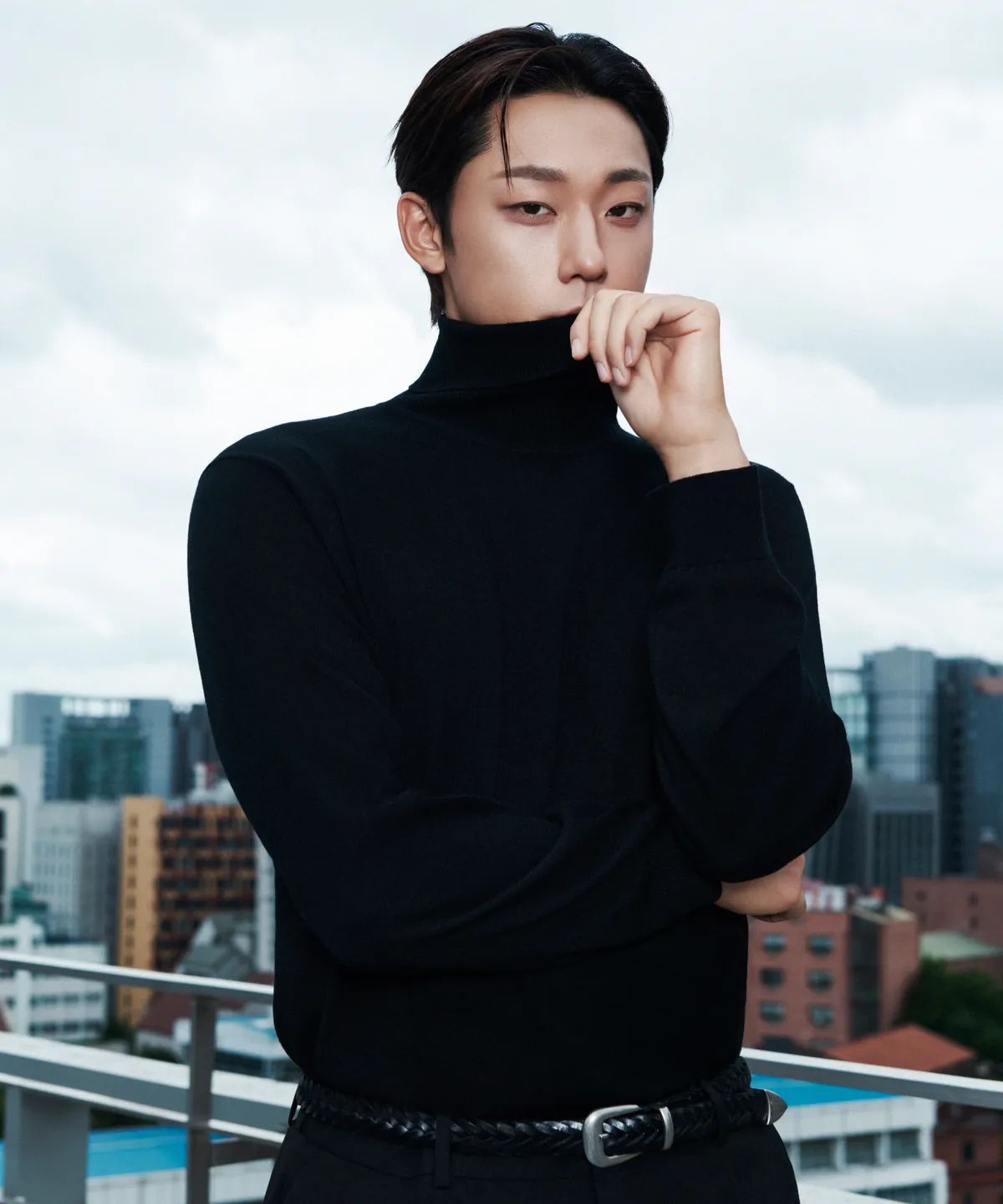 잔잔하고 촘촘한 파인게이지 짜임이 특징인 제품. / 이미지 출처: 무신사