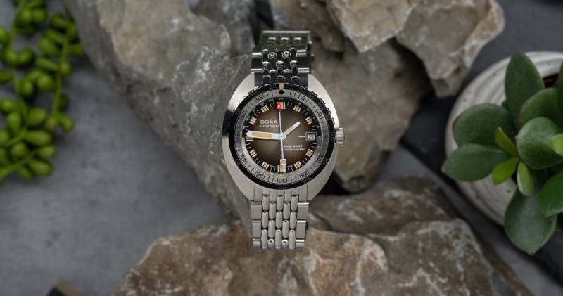 바다와 세계를 넘나드는 시간, 스위스 다이버 워치 독사(DOXA) 서브 250T GMT 빈티지 샤크헌터 에디션 공개