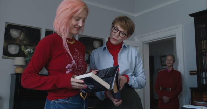 영화의 서사가 되는 패션 협업, 짐 자무시 신작 속 생 로랑 의상 - 뉴스 썸네일 이미지