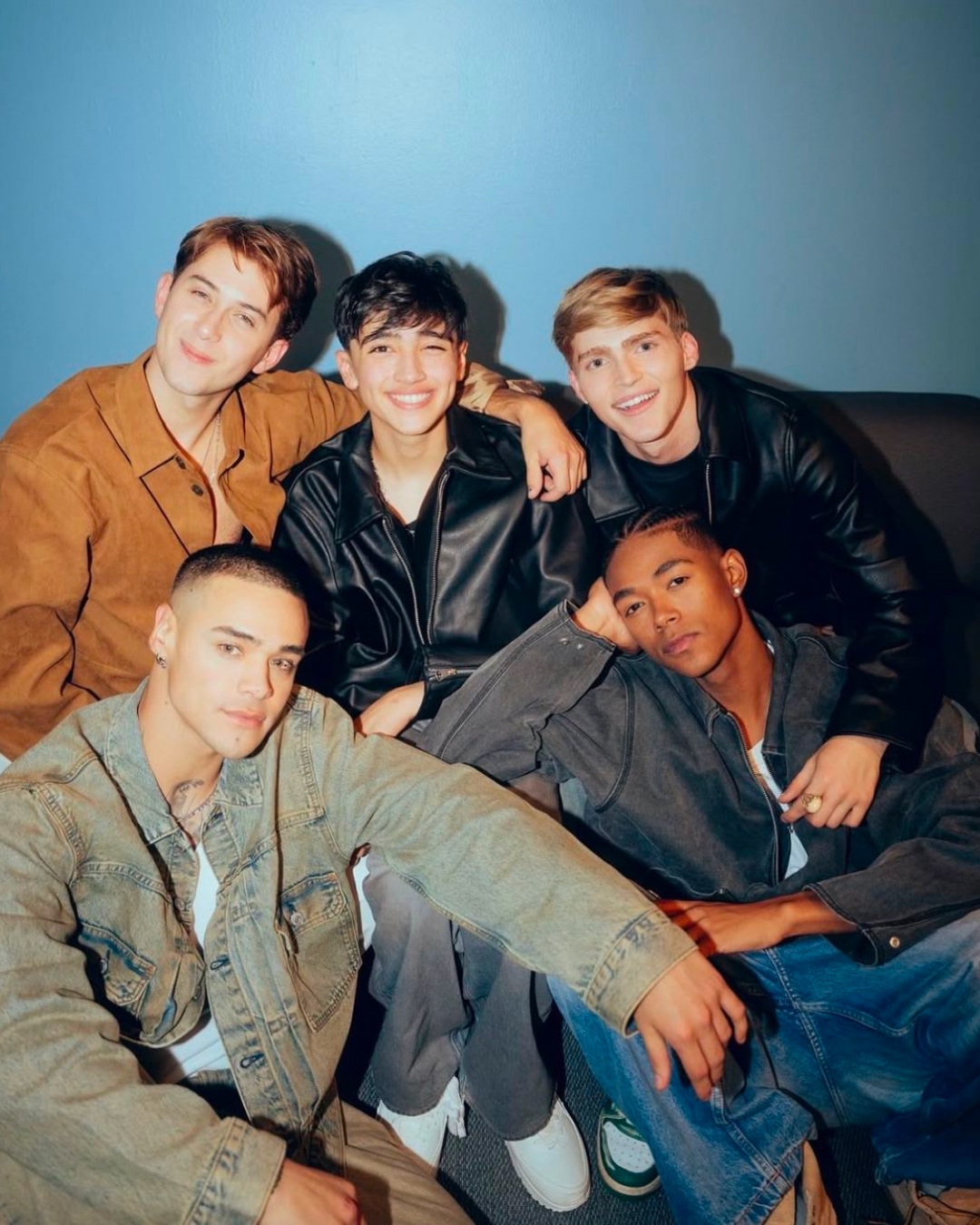 하이브가 꺼낸 다음 카드, 산토스 브라보스가 누구인가