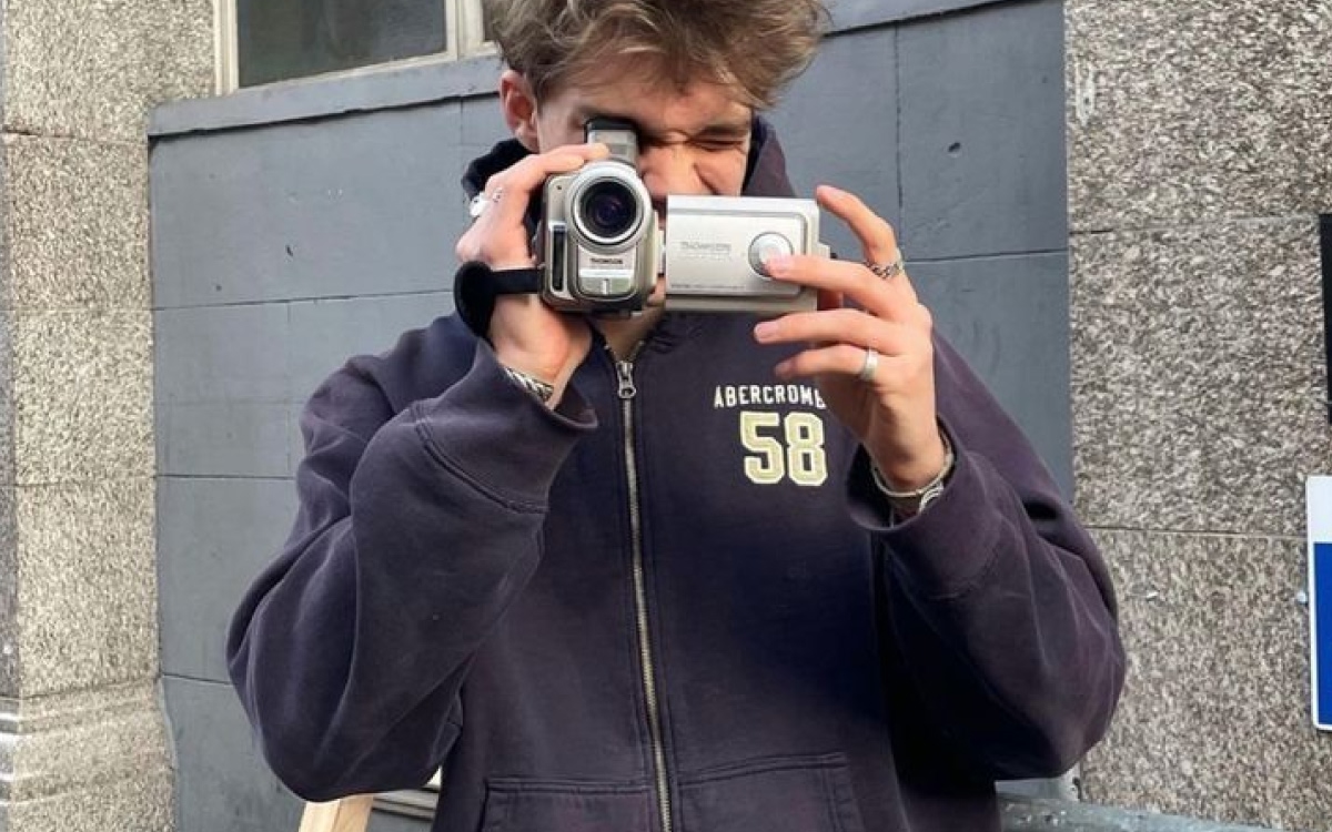 야상 말고 후드 집업이 진짜 간절기 효자 아이템입니다