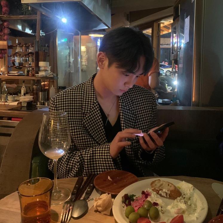출처 키 인스타그램 @bumkeyk