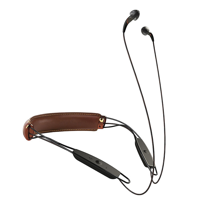 <b>14. Klipsch X12 Bluetooth Neckband</b>
가죽 밴드 트림으로 스타일리시한 디자인을 자랑한다. 클립쉬 X12 블루투스 넥 밴드 무선 이어폰은 최고의 사운드를 쉽게 들을 수 있는 툴이다. 제조사의 이야기에 따르면, 이 제품은 X12i의 무선 이어폰을 업그레이드했고, 약간의 방수기능을 추가했다. 좌우 균형을 신경 쓴 사운드를 제공하며 최대 18시간의 배터리 수명을 제공한다. 299달러(해외 판매)