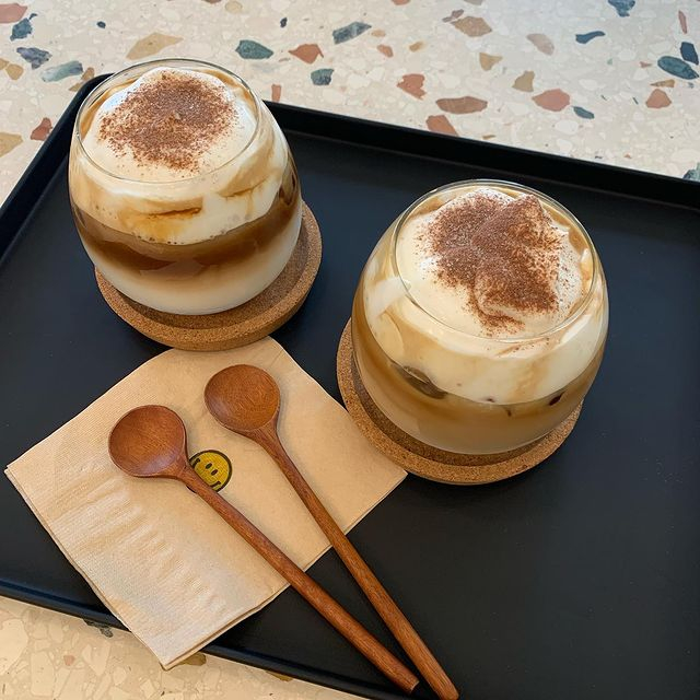 @hey_cafe_